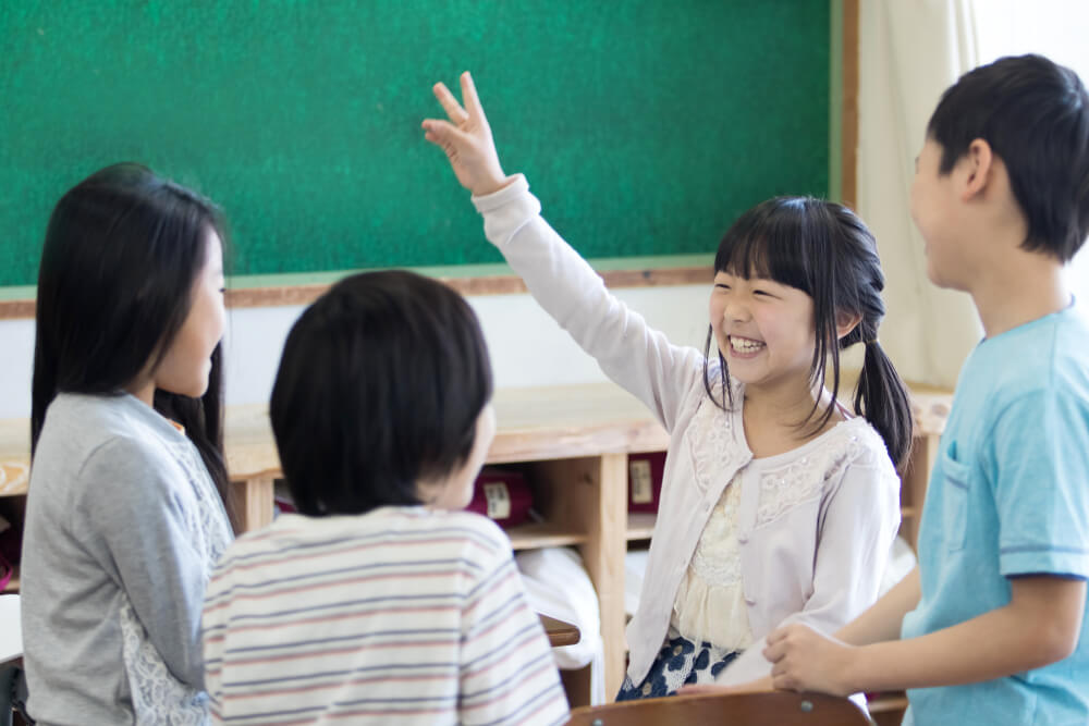 group of gradeschoolers