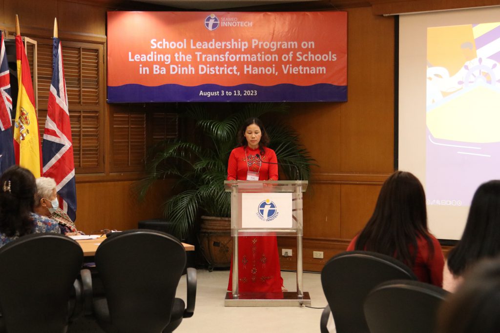 Vice Principal of Nguyen Cong Tru Secondary School, Le Thi Minh Hue addressing INNOTECH and the delegates of Ba Dinh Education District, under the Ministry of Education and Training (MOET) of Vietnam